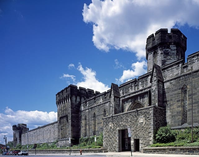 12019-eastern-state-penitentiary-216456_640